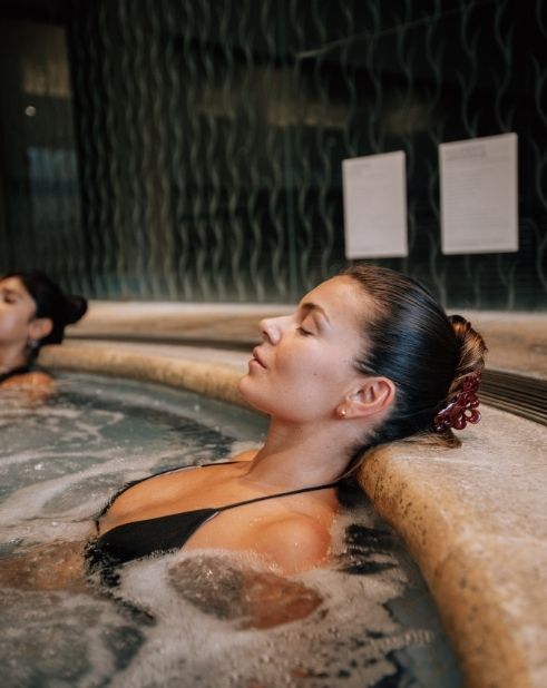 Piscina interna climatizada